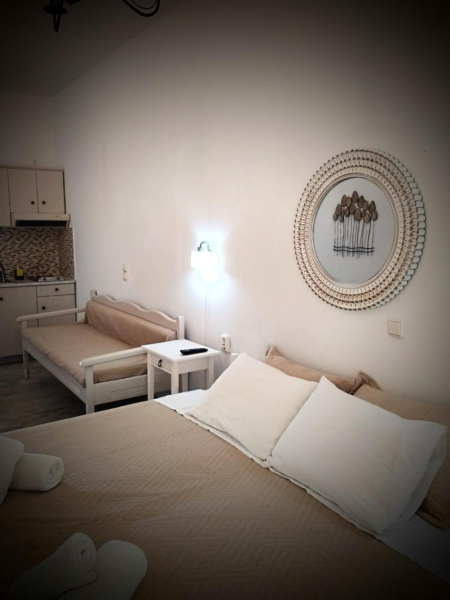 Idomeneas Apartments Soúgia Bilik gambar