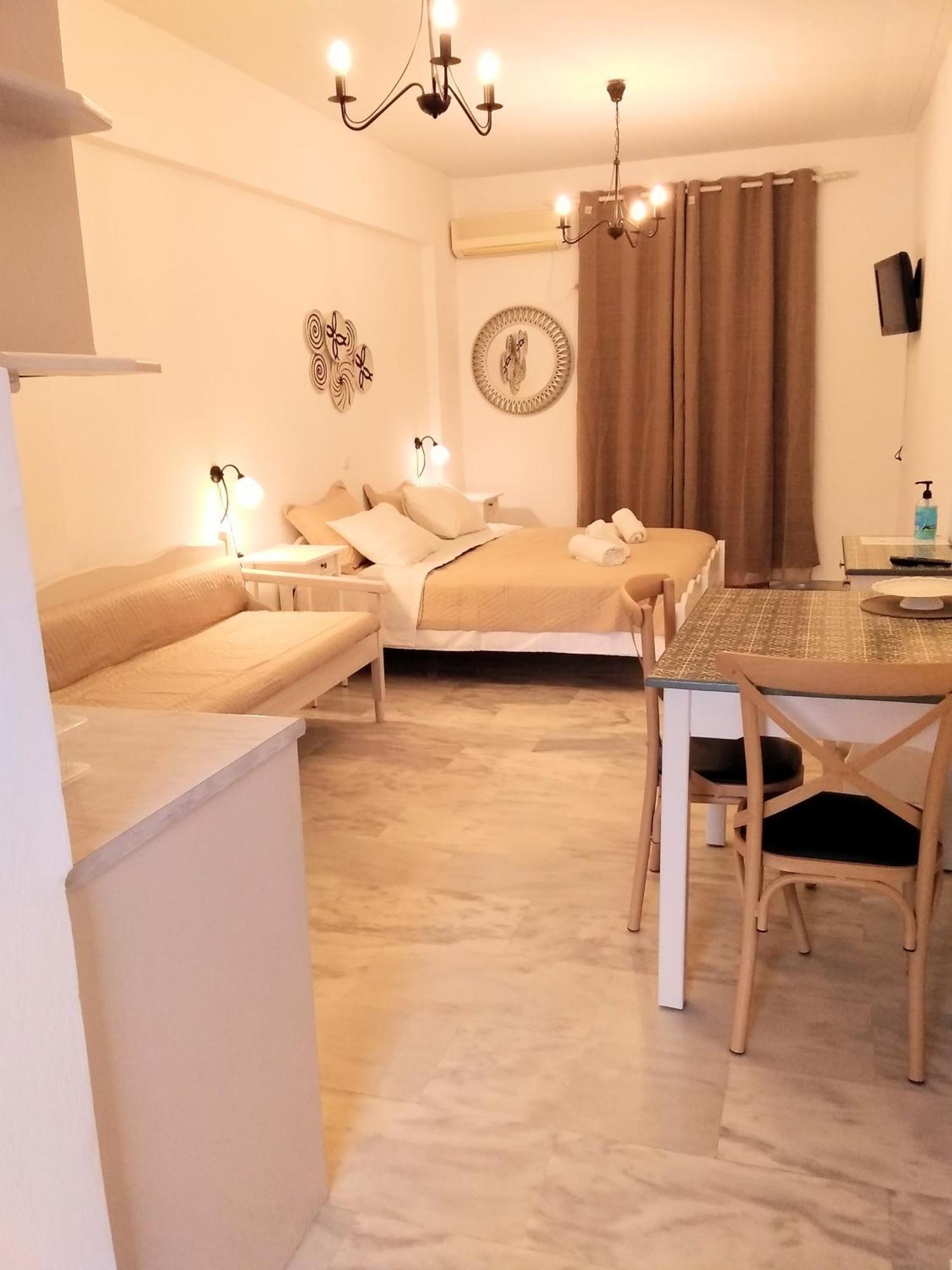 Idomeneas Apartments Soúgia Bilik gambar